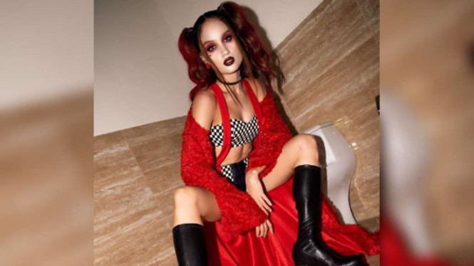 Instagram/@claurakiehl