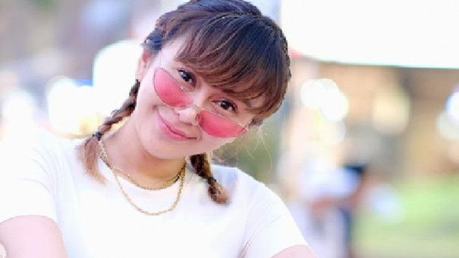 Instagram/denisechariesta31