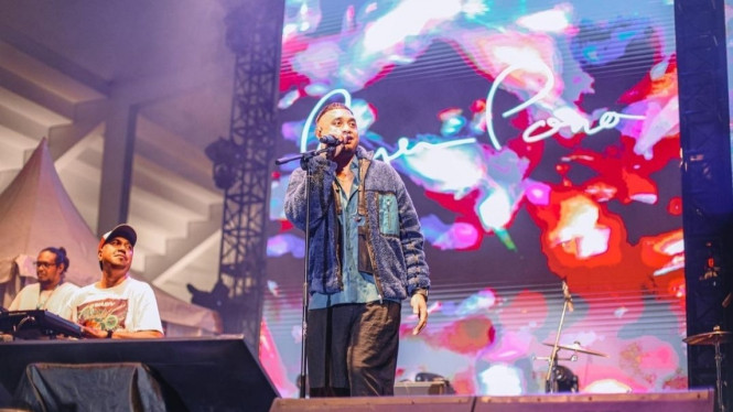 Instagram/@rayenpono