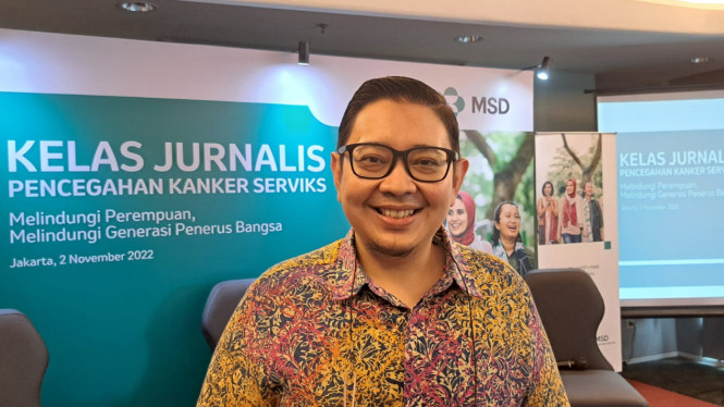 Intipseleb/Tiya Sukmawati