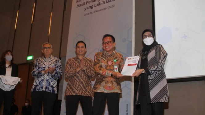 Intipseleb/Tiya Sukmawati