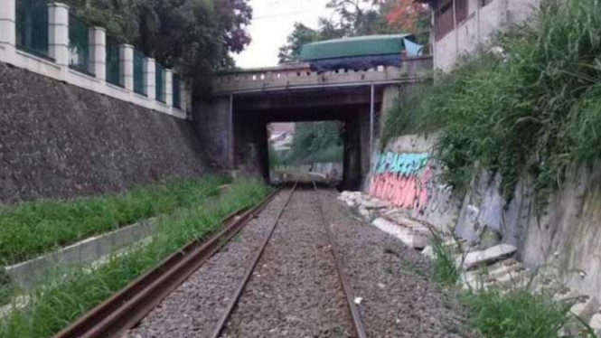 Terowongan Kereta Paledang