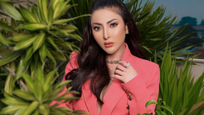 Instagram/ayuaulia5252