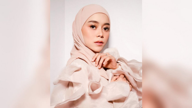 Instagram/lestykejora