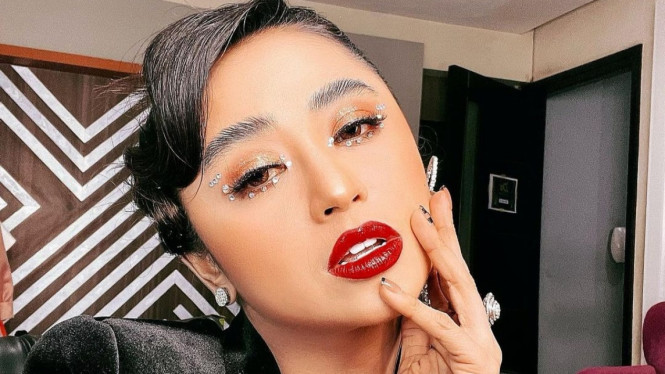 Instagram/dewiperssik9