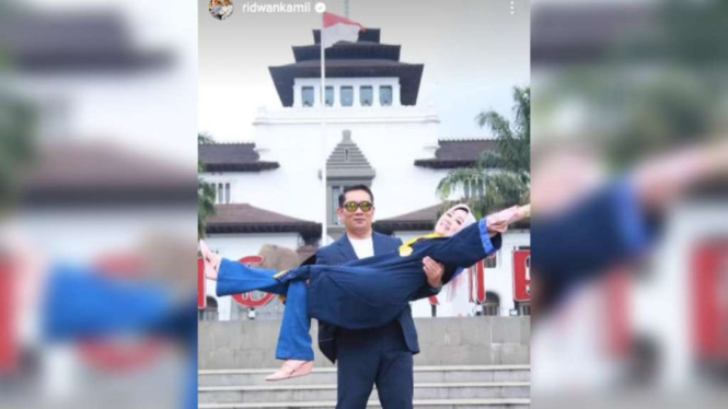 Instagram/@ridwankamil