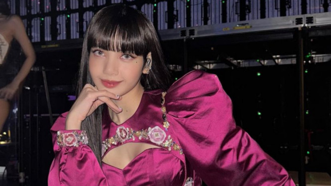 lalalalisa_m/instagram