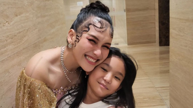 Instagram/ayutingting92