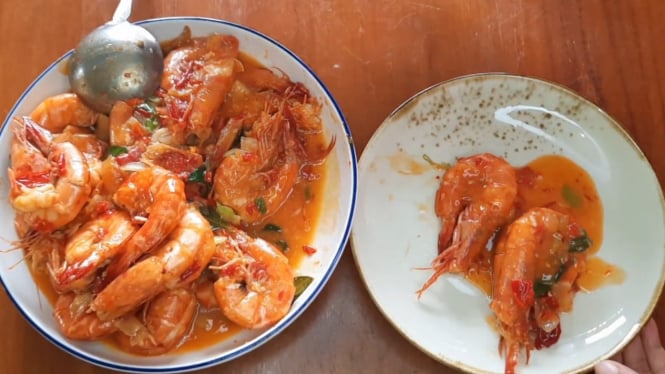 3 Resep Udang Saus Padang Paling Enak Bumbu Kental Ala Restoran