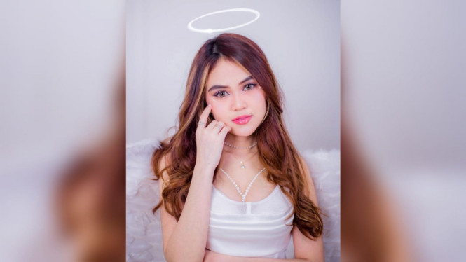 Instagram/indrayanigr