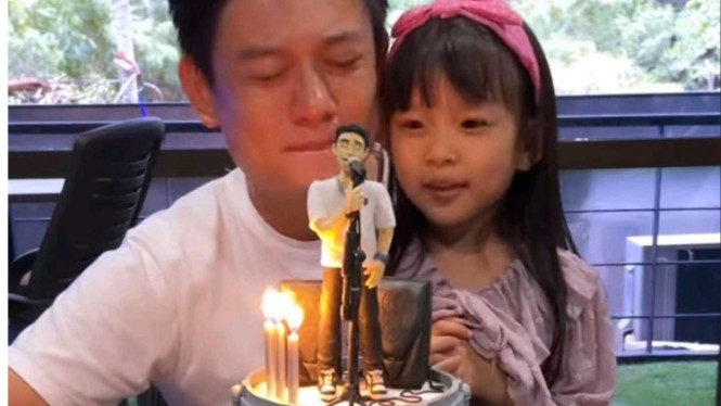 Instagram/@cherylruan