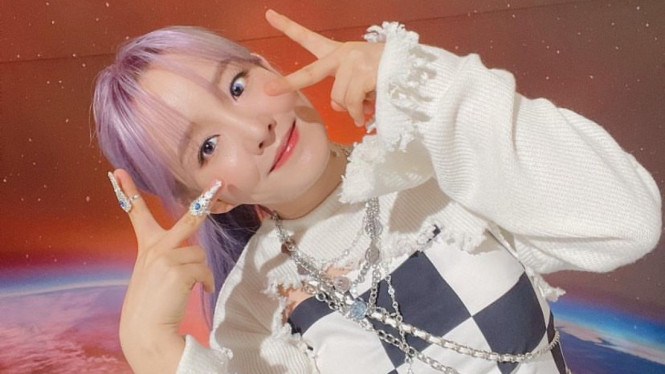 Instagram/younha_holic