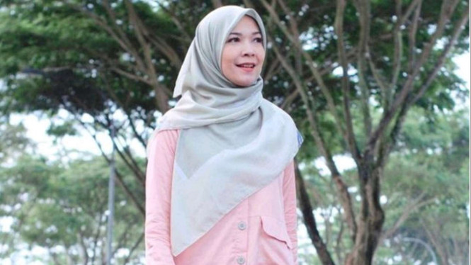 Instagram/@eksantiisreal