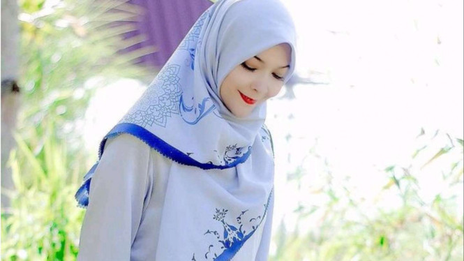 Instagram/@eksantiisreal