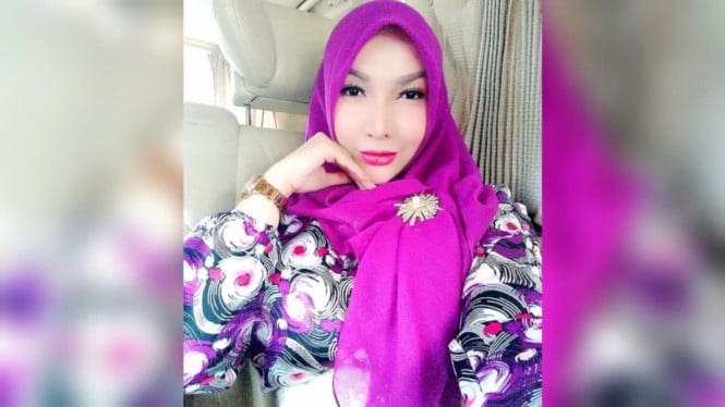 Instagram/roro.fitria1989