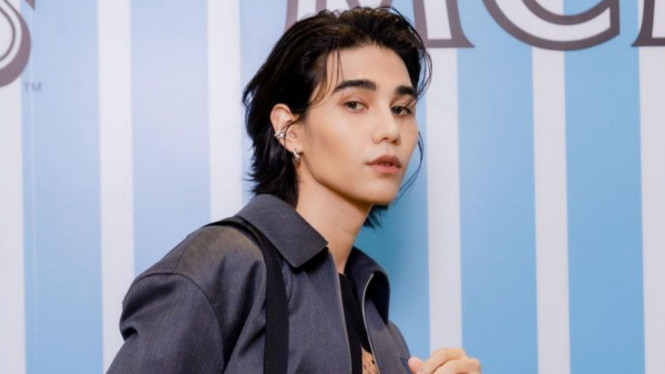 Instagram/@jeffsatur