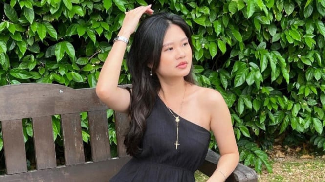 Instagram/feliciatissue 