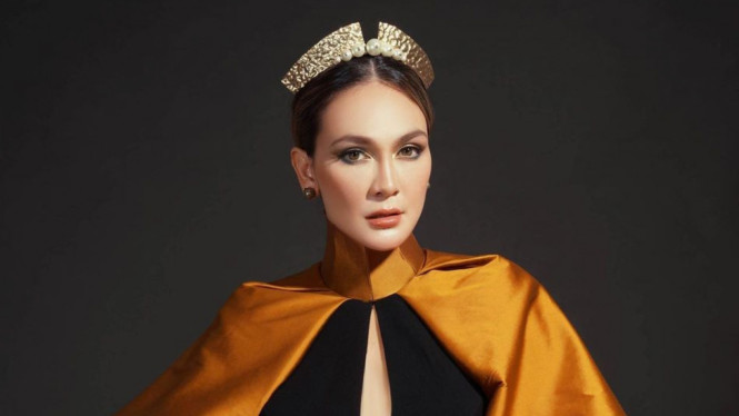 Instagram/lunamaya 