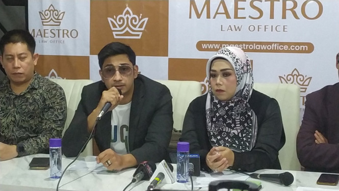 IntipSeleb/ Wahyu Firmansyah