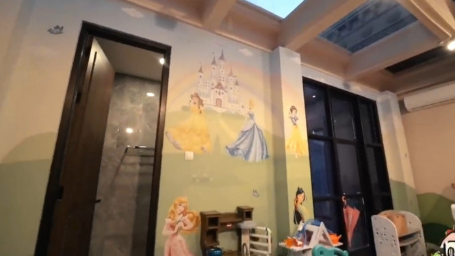 YouTube/The Hermansyah A6