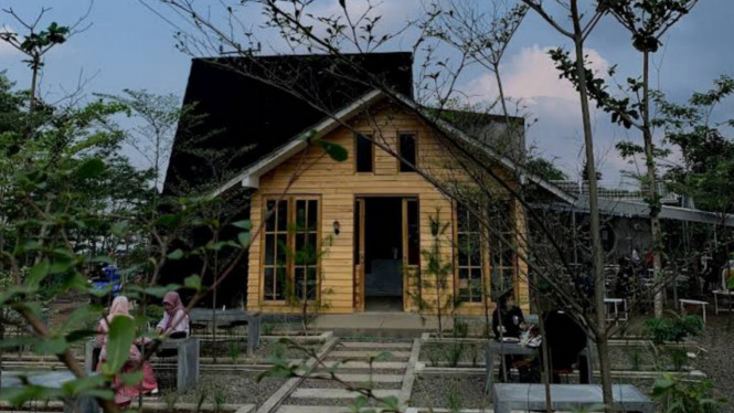 gmaps/Curugbadakbatuhanoman