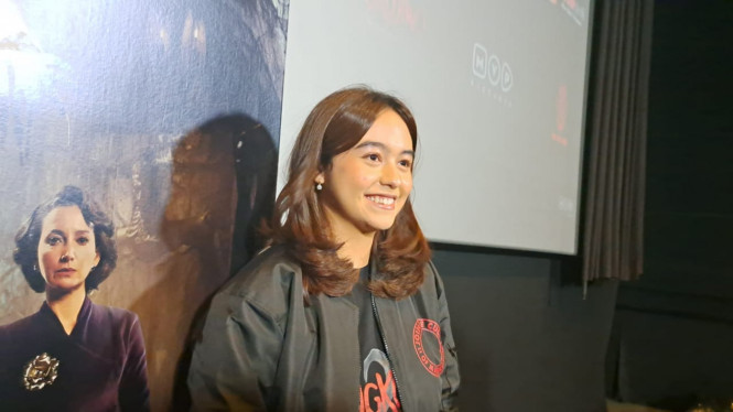 Intipseleb/Tiya Sukmawati