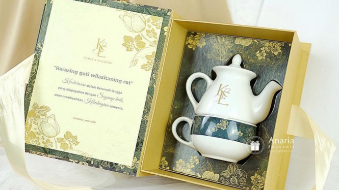 Instagram/anaria_souvenir