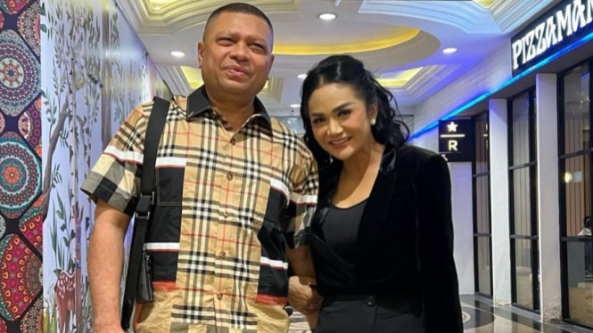 Instagram/krisdayantilemos