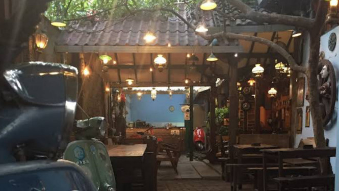 gmaps/Grandfather Coffeeshop