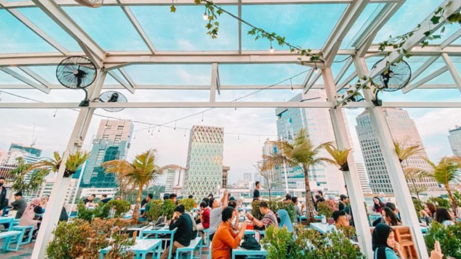 langitseduh/instagram