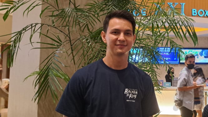 Intipseleb/Tiya Sukmawati