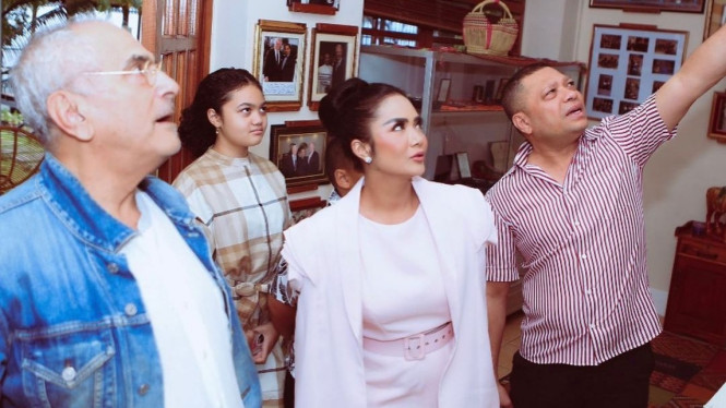 Instagram/krisdayantilemos