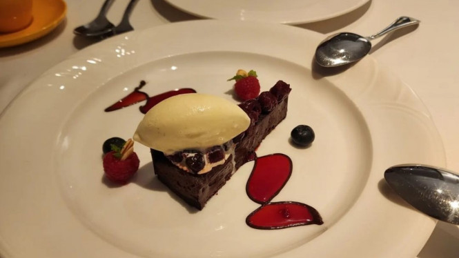 Instagram/therealdisastr