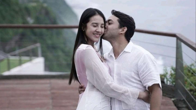 Instagram/@anyageraldine