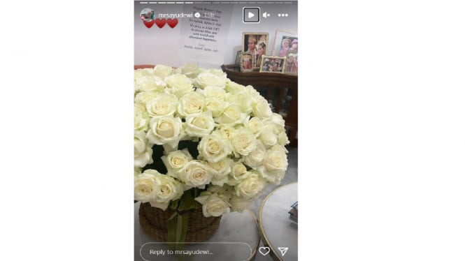 Instagram/mrsayudewi