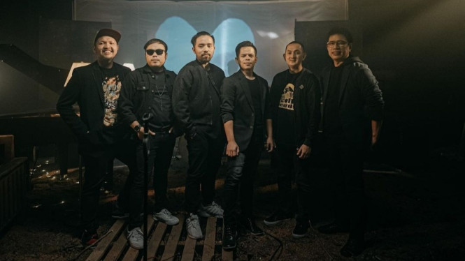 Instagram/@kasyaraband