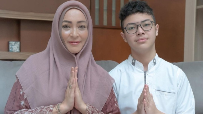 Instagram/@keanu_massaid