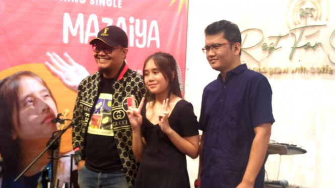 IntipSeleb/ Wahyu Firmansyah