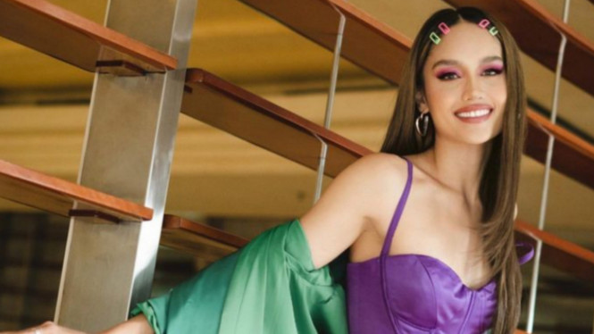 Instagram/@claurakiehl