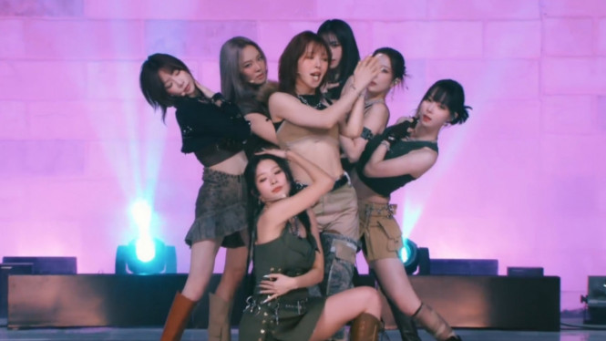 YouTube/Girls On Top