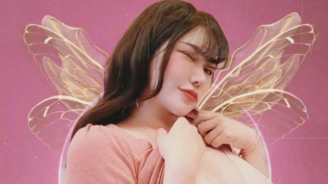 Instagram/ @anri_okita