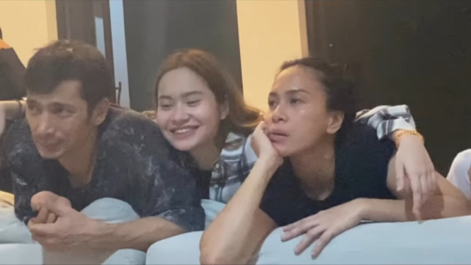 Instagram/ @satinezaneta