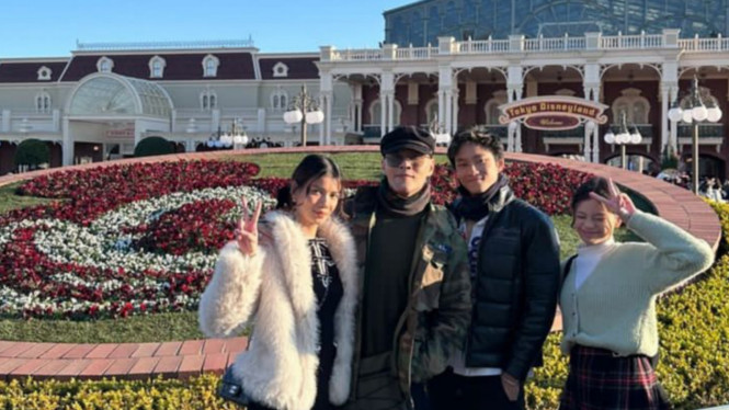 Instagram/@sabrinachairunnisa_