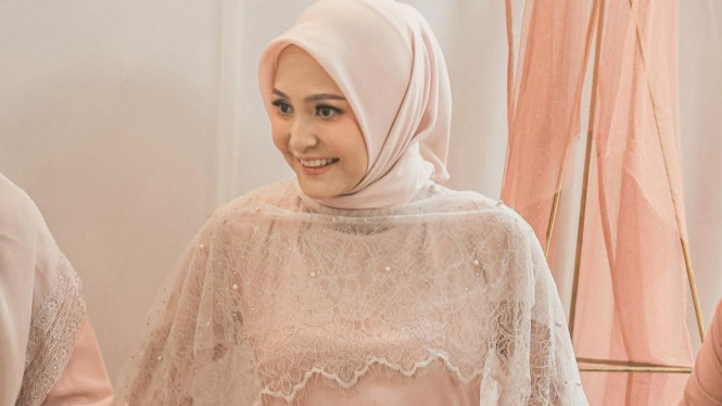 Instagram/indhningtys 