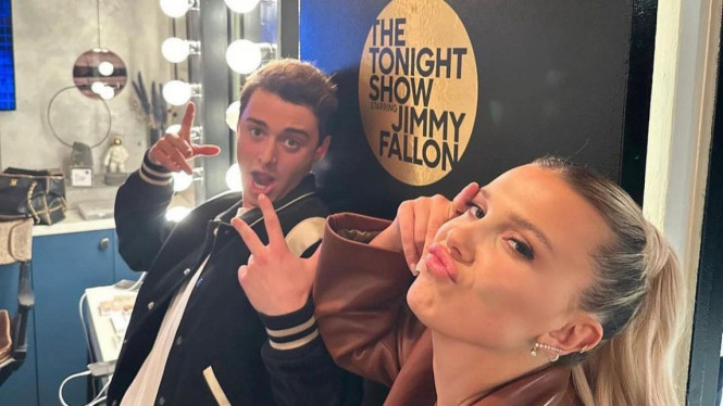 Instagram/noahschnapp 