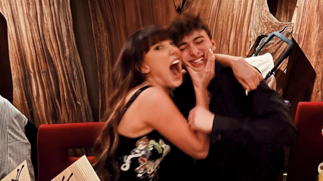 Instagram/noahschnapp 