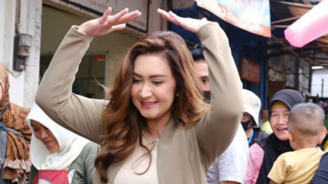 Instagram/@nafaurbach