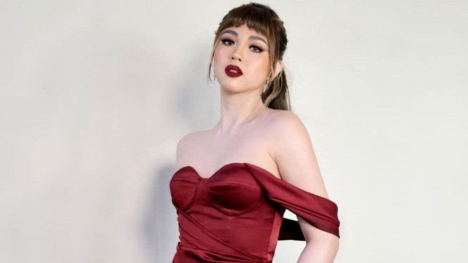 Instagram/superjanella