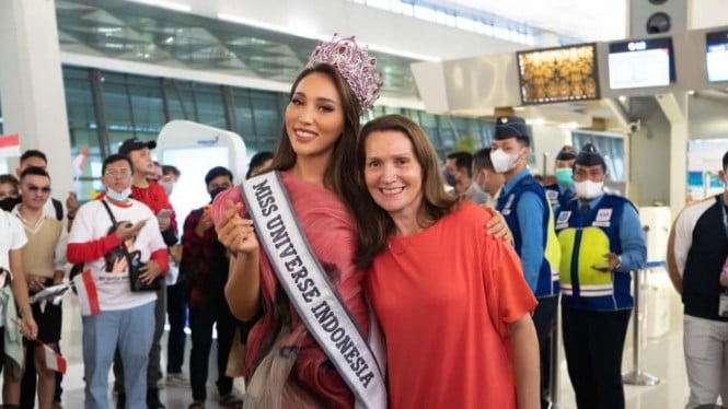 Instagram/laksmidenefee 