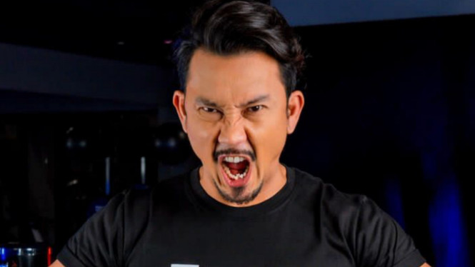 Instagram/@sumargodenny